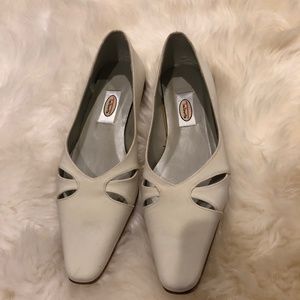Genuine Leather White Vintage Flats